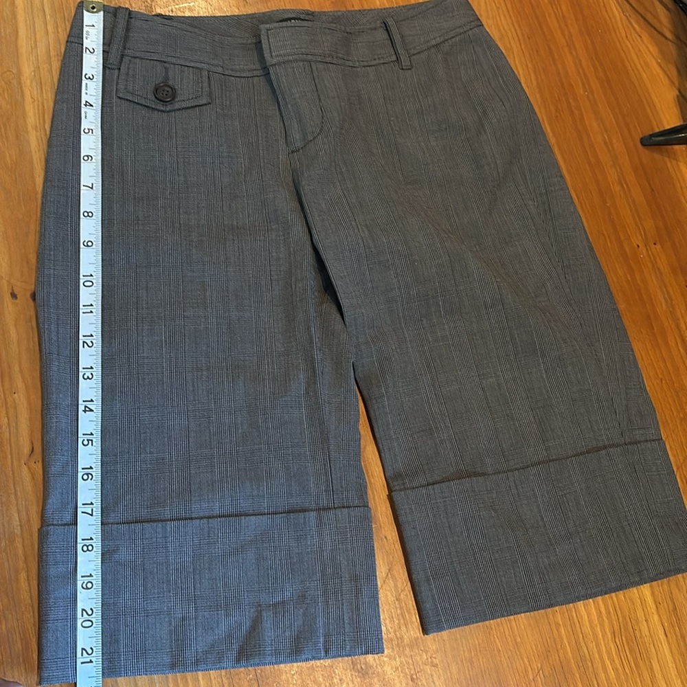 🆕 Banana Republic Shorts - Picture 7 of 9